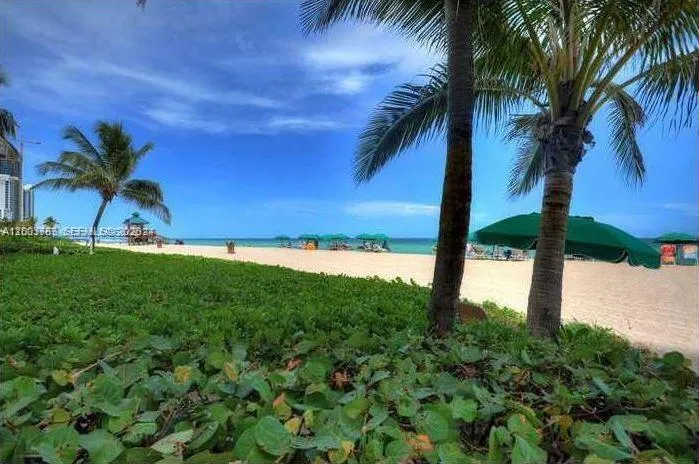 16711 Collins Ave #602 Sunny Isles Beach, FL 33160