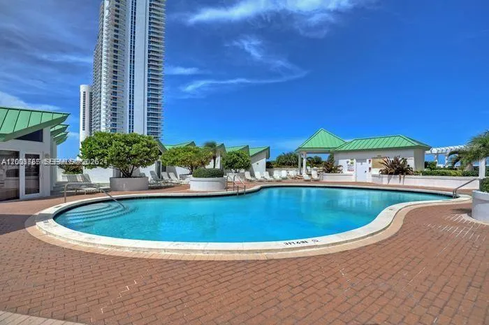 16711 Collins Ave #602 Sunny Isles Beach, FL 33160