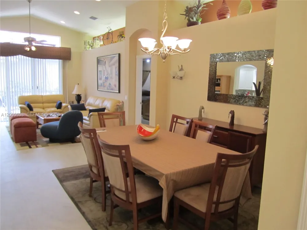 9798 Casa Mar Dr Lake Worth, FL 33467