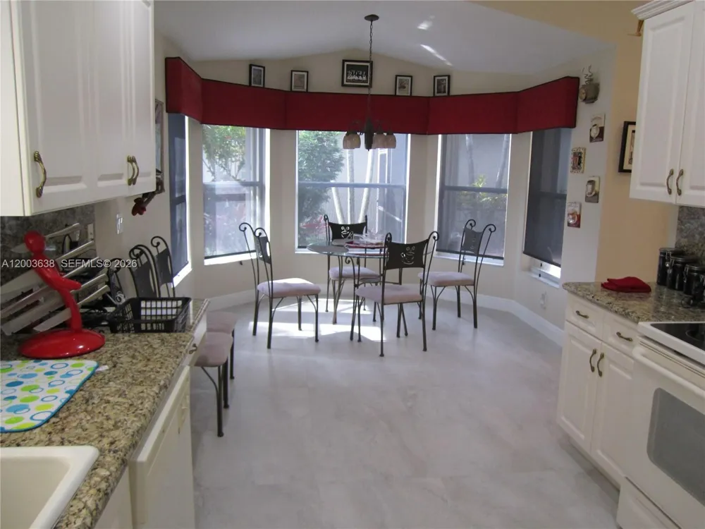 9798 Casa Mar Dr Lake Worth, FL 33467