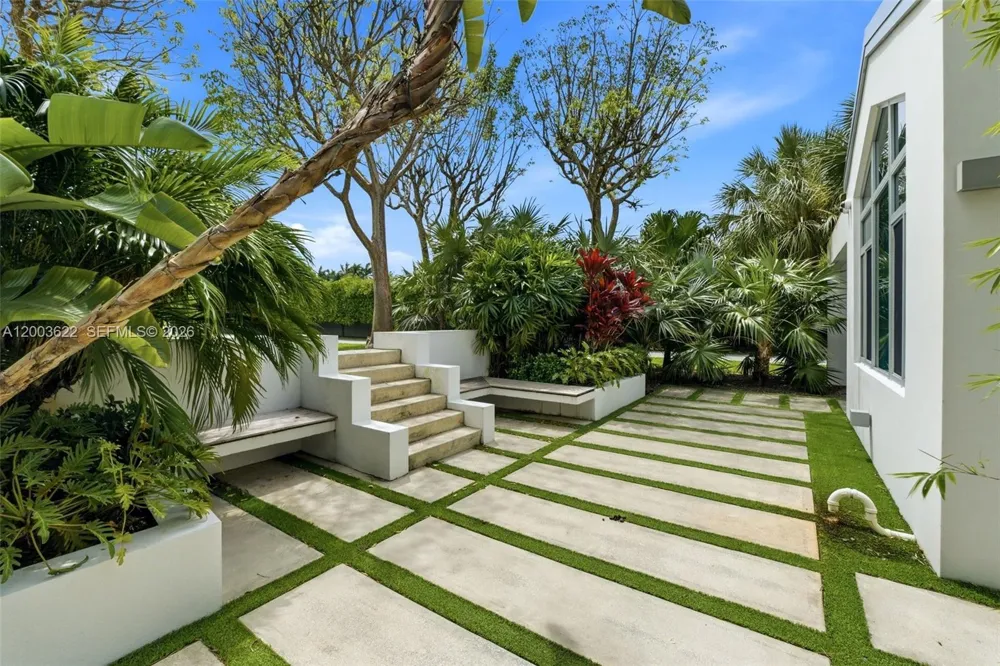 25200 SW 189 ave Homestead, FL 33031