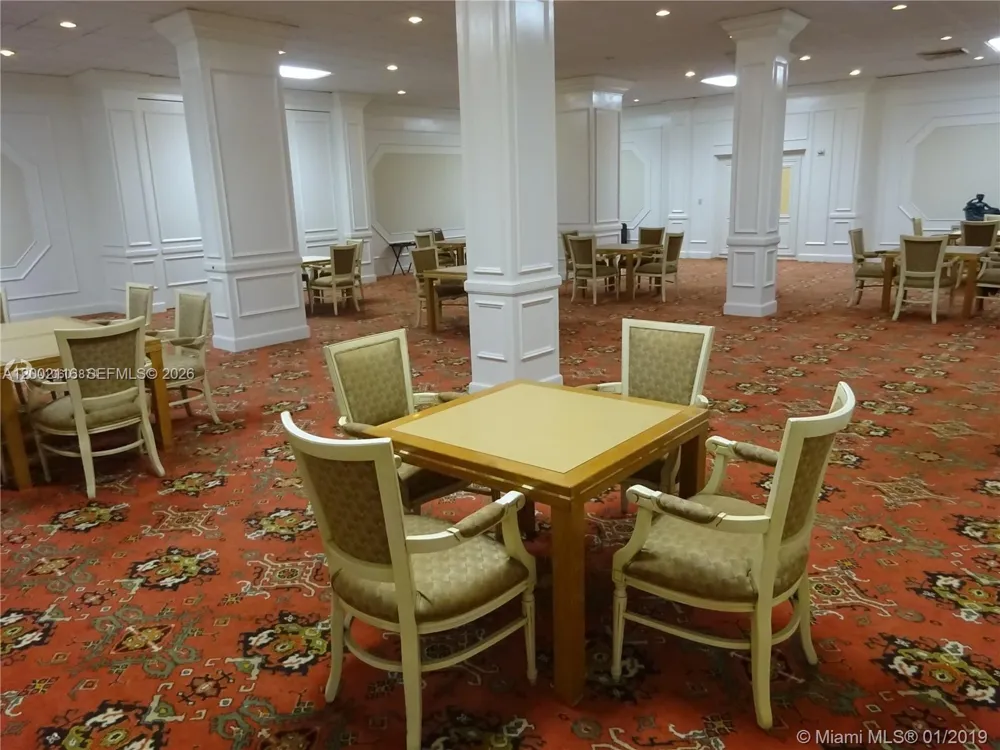 3800 S Ocean Dr #305 Hollywood, FL 33019