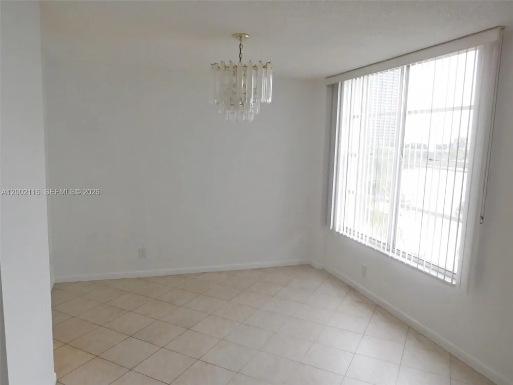 3800 S Ocean Dr #305 Hollywood, FL 33019