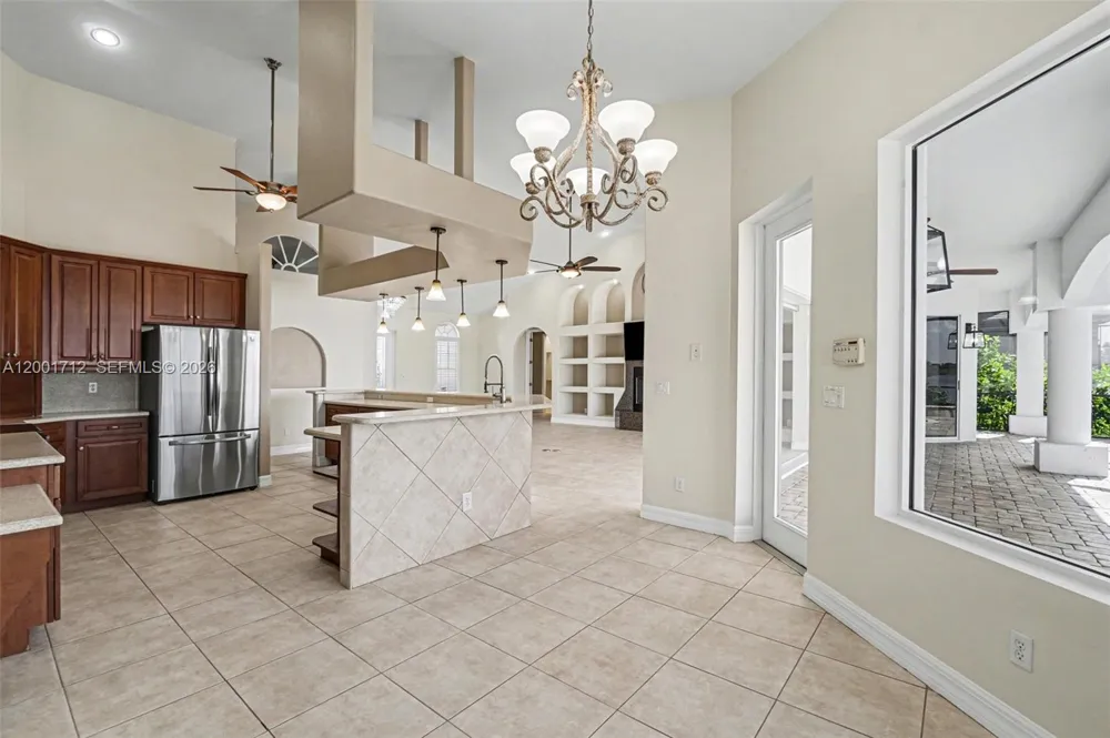 4214 Gulfstream PKWY Cape Coral, FL 33993