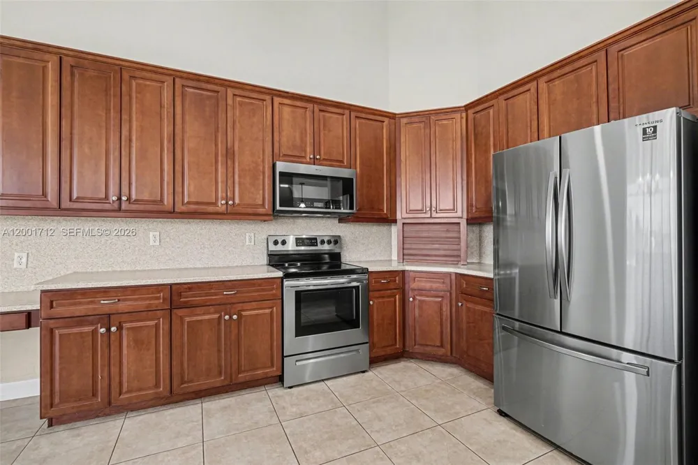 4214 Gulfstream PKWY Cape Coral, FL 33993