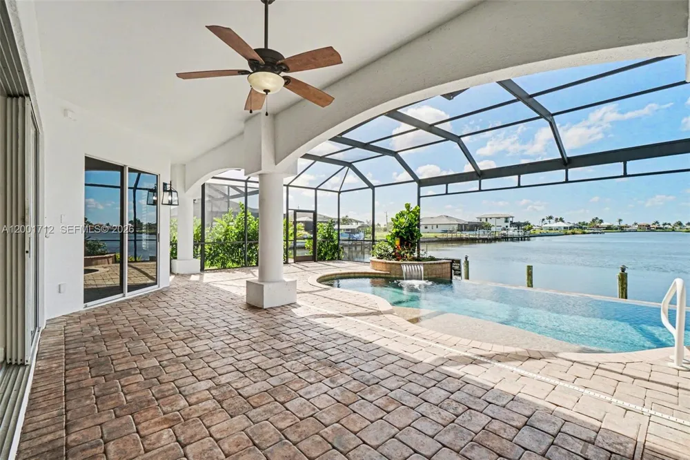 4214 Gulfstream PKWY Cape Coral, FL 33993