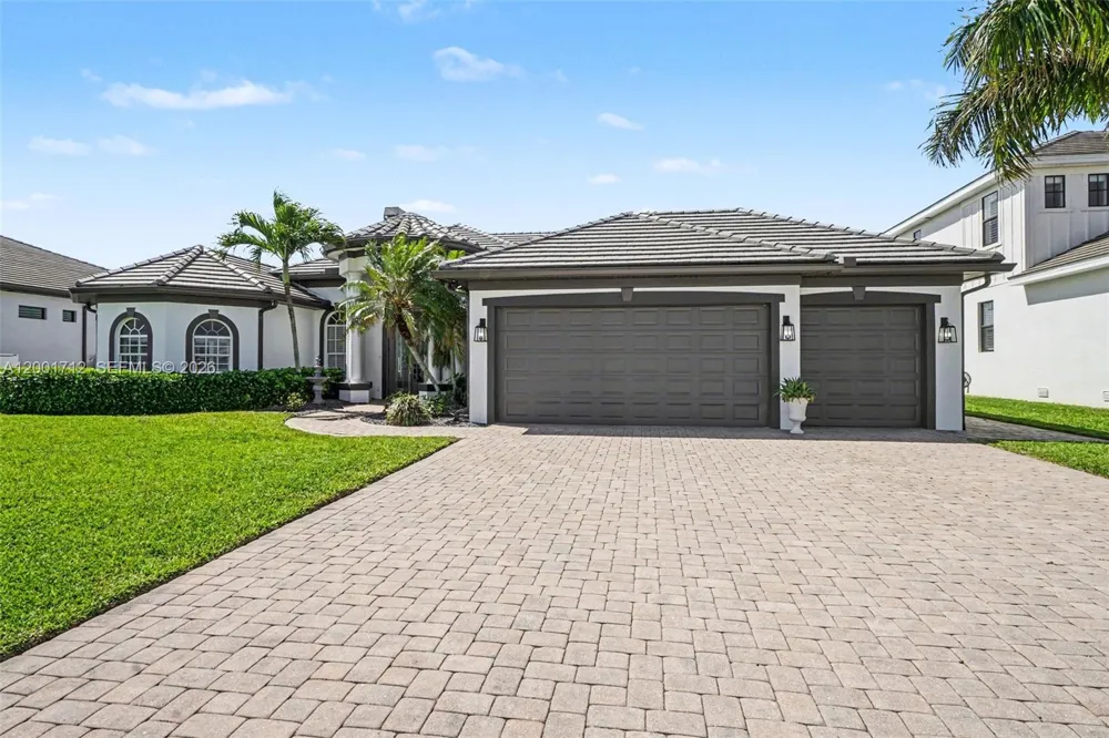 4214 Gulfstream PKWY Cape Coral, FL 33993