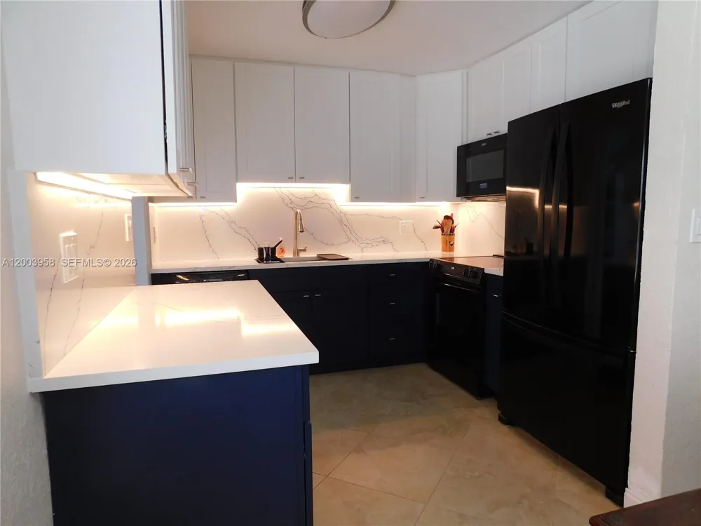 108 NE 30th St Wilton Manors, FL 33334