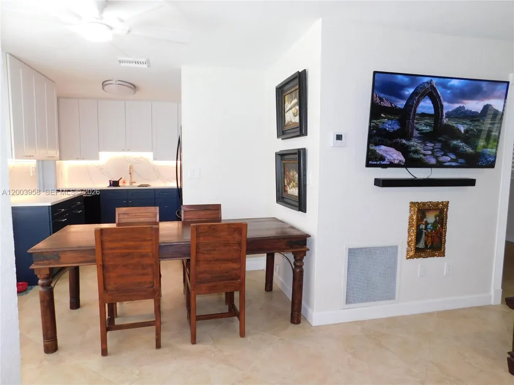 108 NE 30th St Wilton Manors, FL 33334