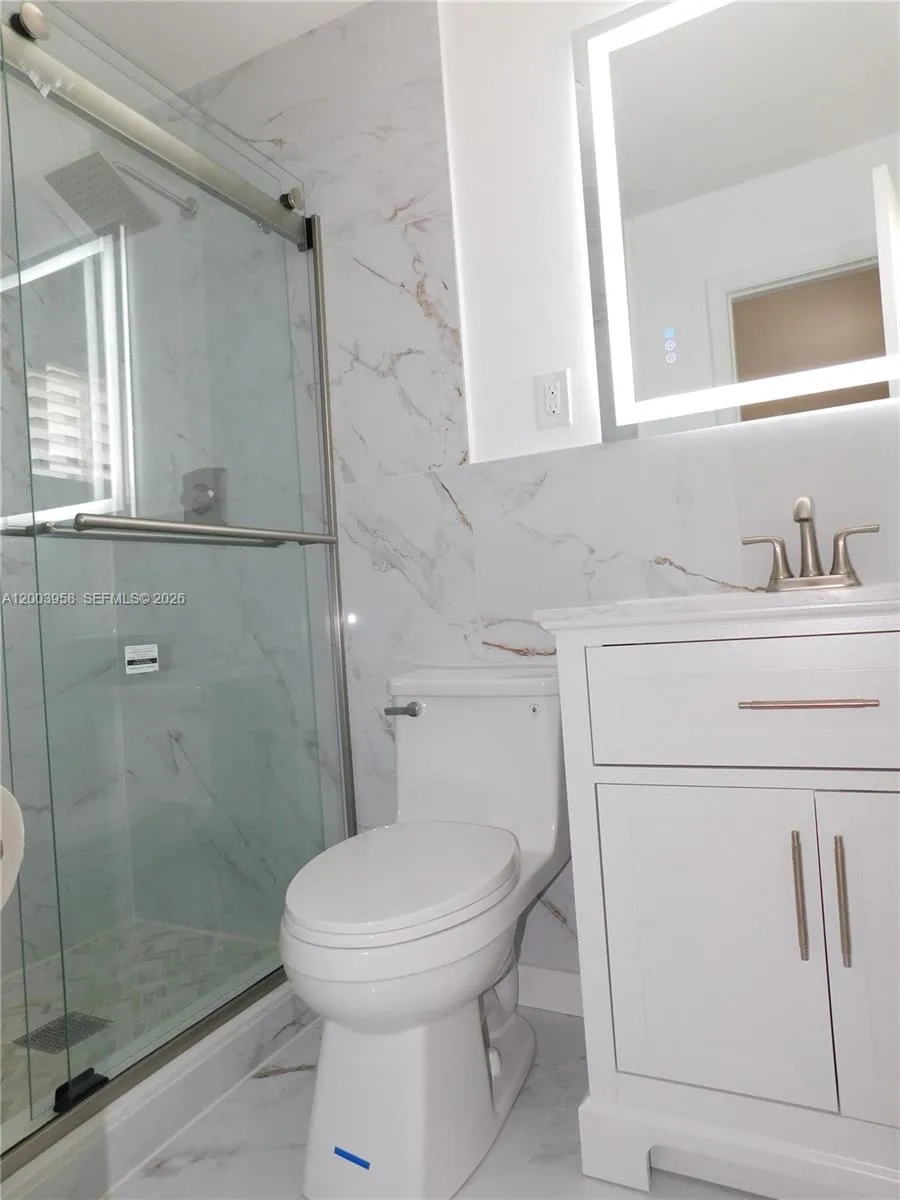108 NE 30th St Wilton Manors, FL 33334