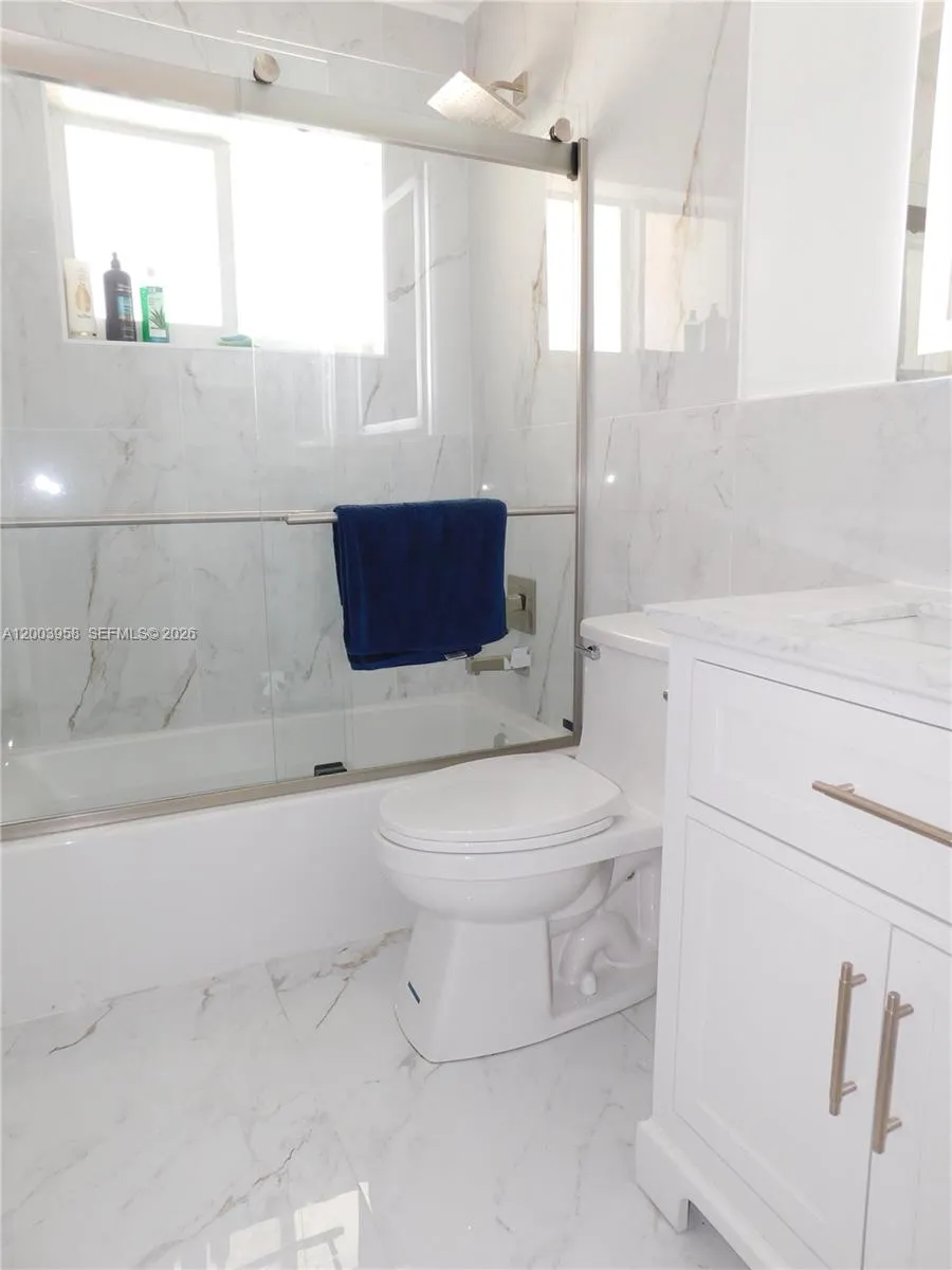 108 NE 30th St Wilton Manors, FL 33334