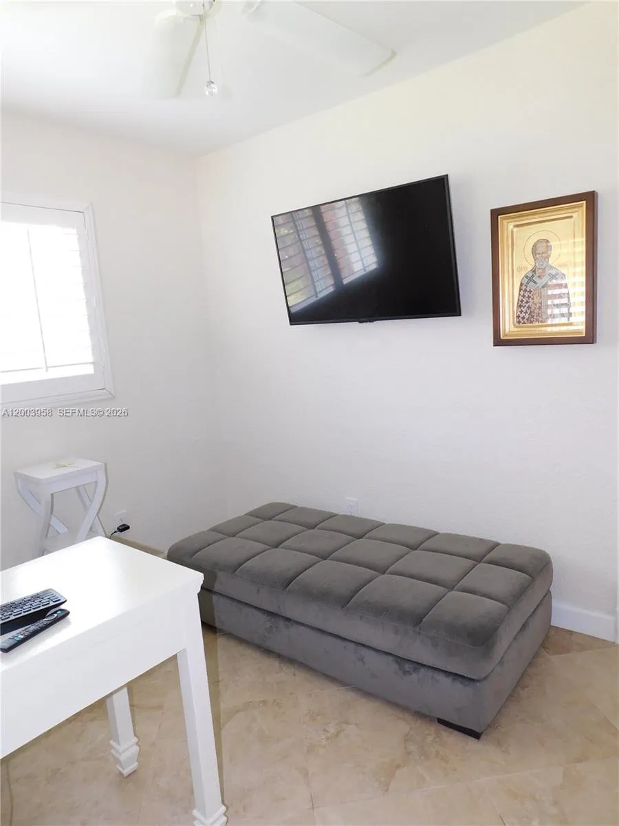 108 NE 30th St Wilton Manors, FL 33334
