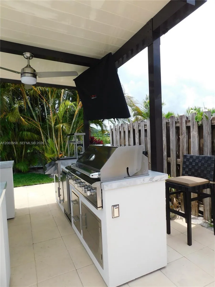 108 NE 30th St Wilton Manors, FL 33334