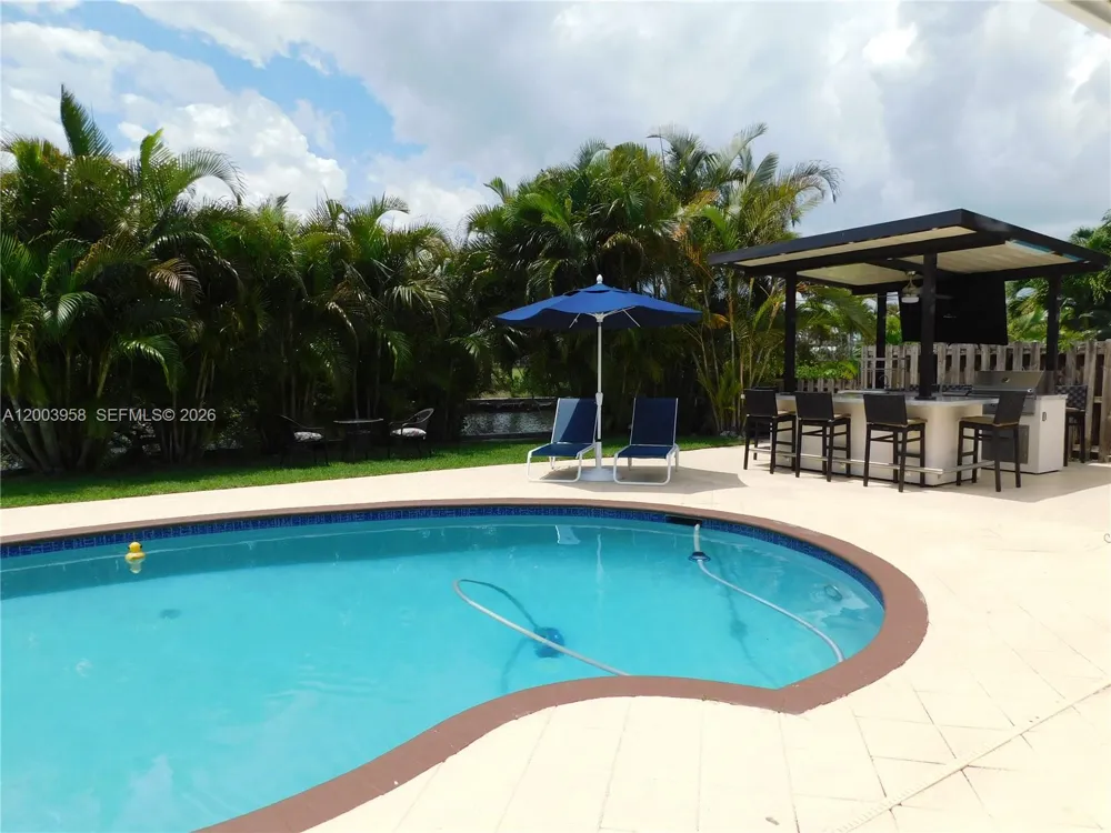 108 NE 30th St Wilton Manors, FL 33334