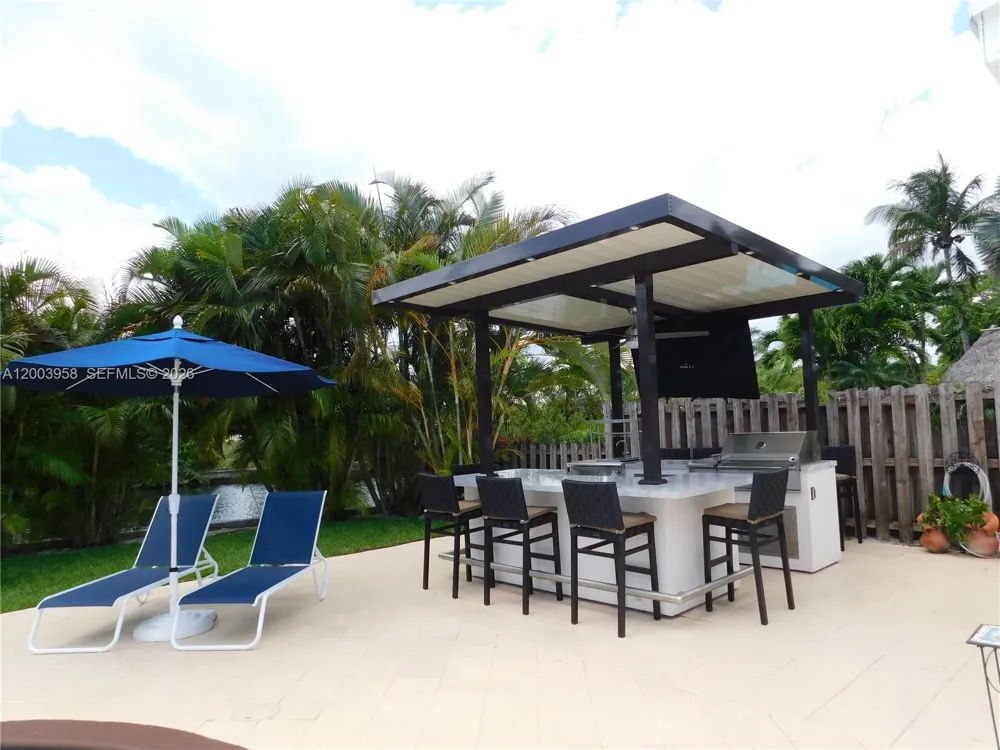 108 NE 30th St Wilton Manors, FL 33334