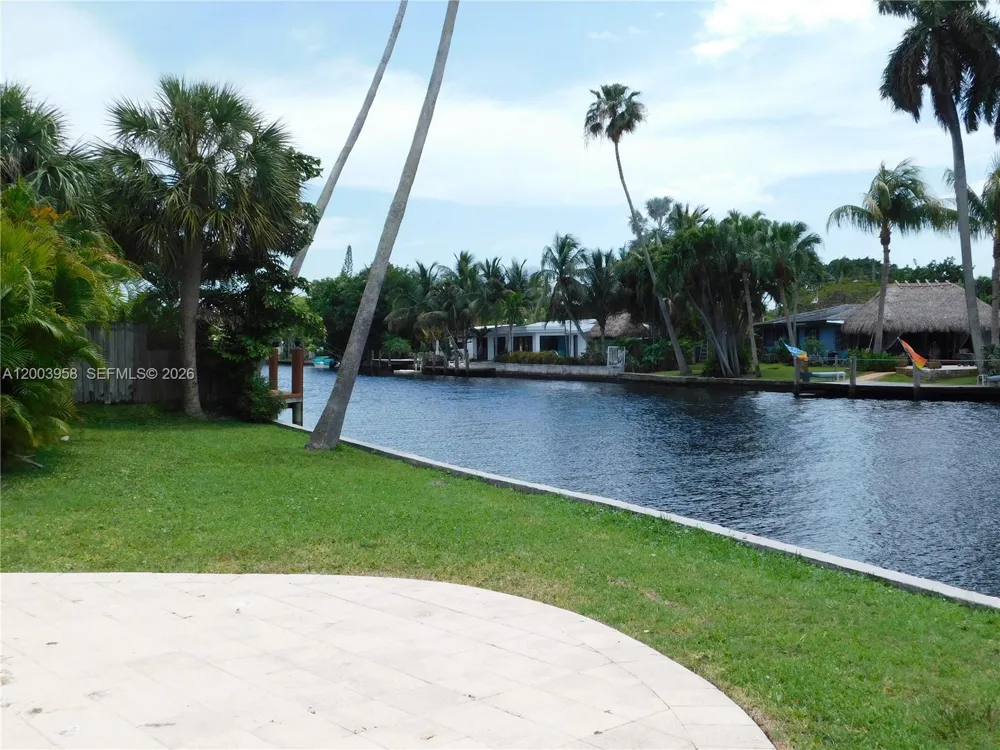 108 NE 30th St Wilton Manors, FL 33334