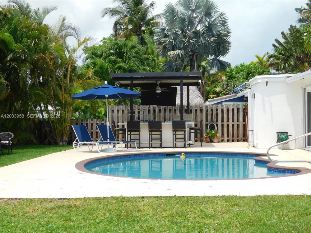 108 NE 30th St Wilton Manors, FL 33334