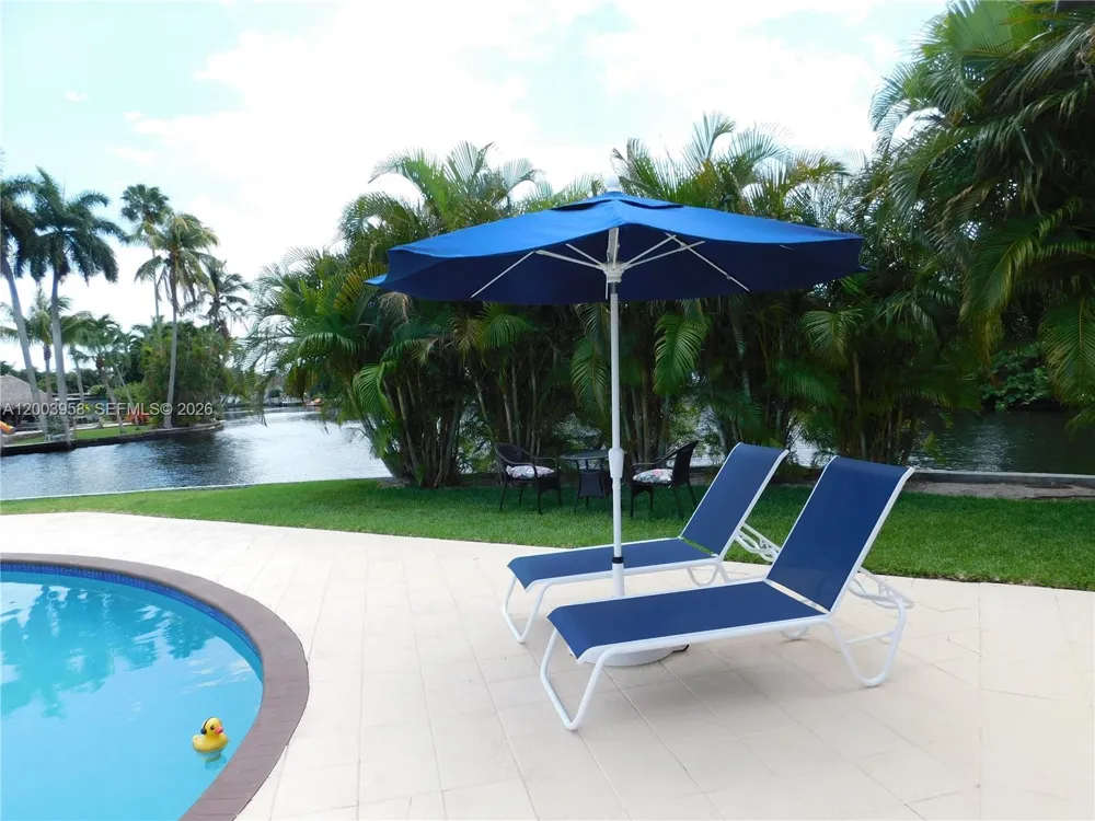 108 NE 30th St Wilton Manors, FL 33334