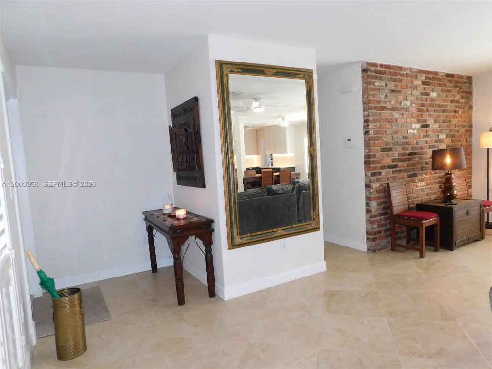 108 NE 30th St Wilton Manors, FL 33334