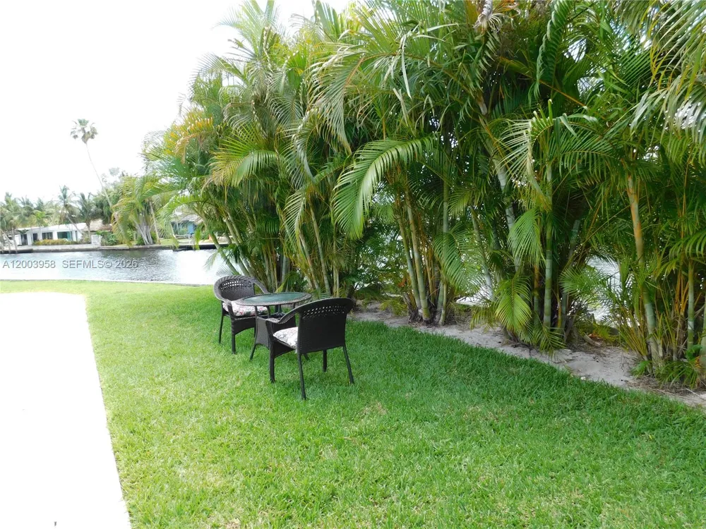 108 NE 30th St Wilton Manors, FL 33334
