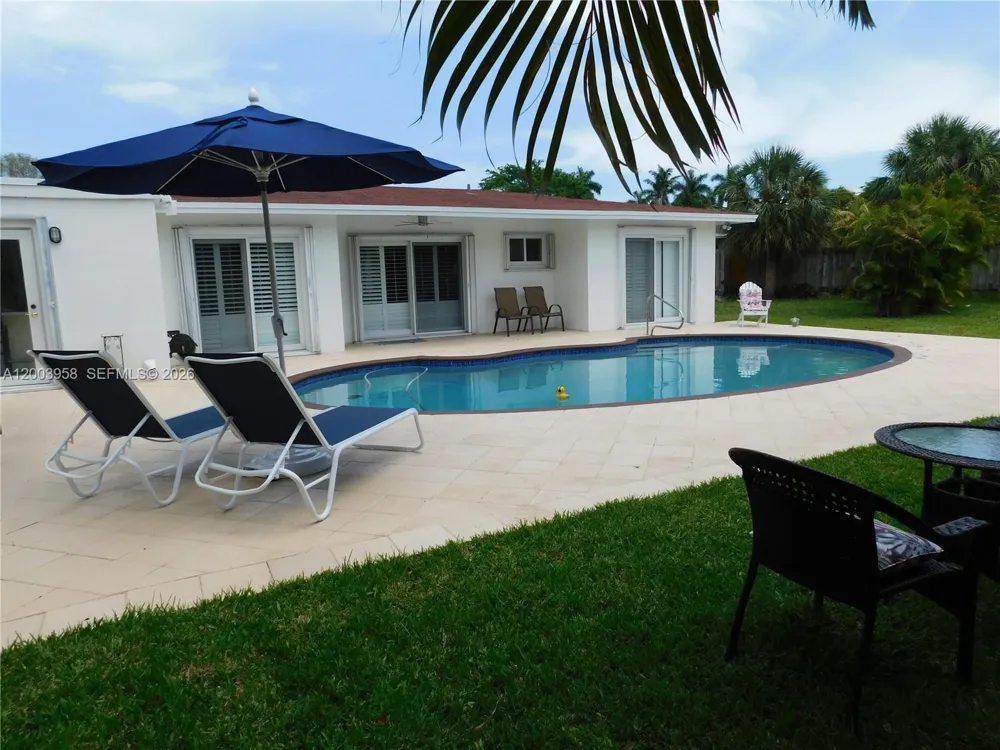 108 NE 30th St Wilton Manors, FL 33334