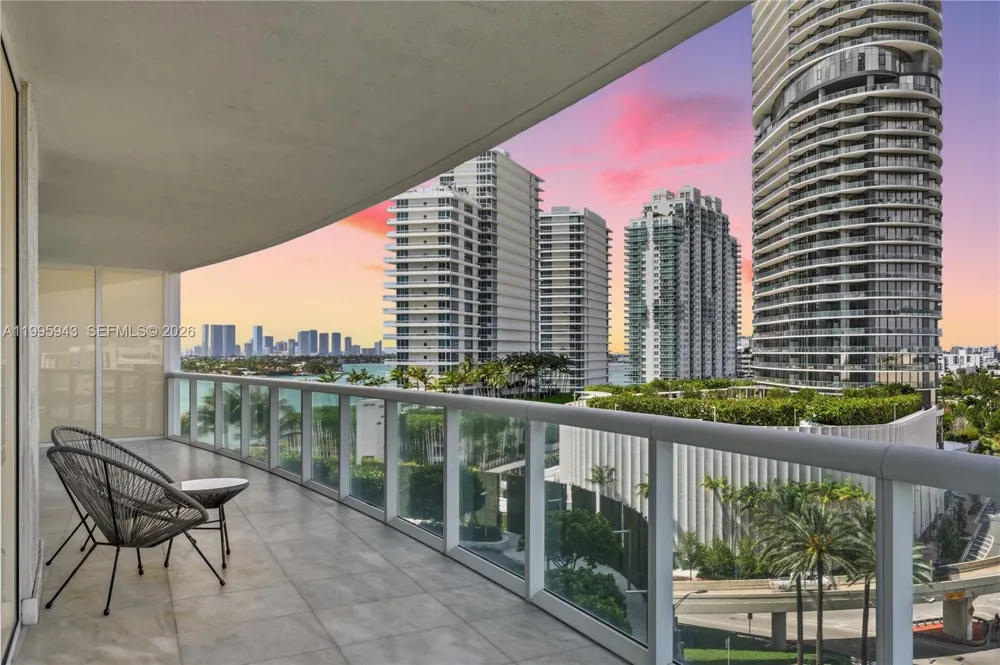 450 Alton Rd #910 Miami Beach, FL 33139