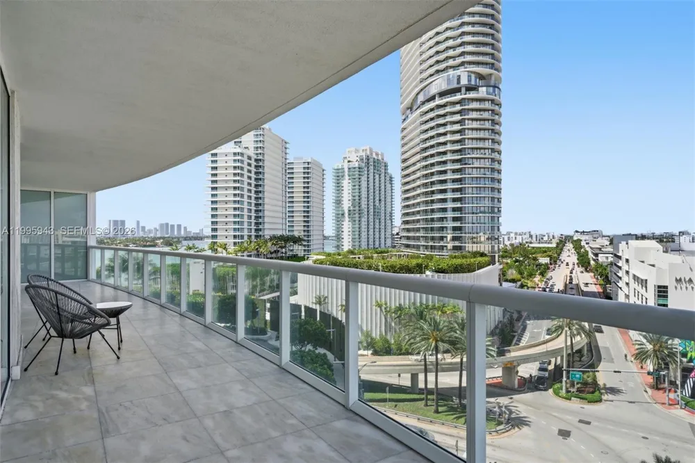 450 Alton Rd #910 Miami Beach, FL 33139