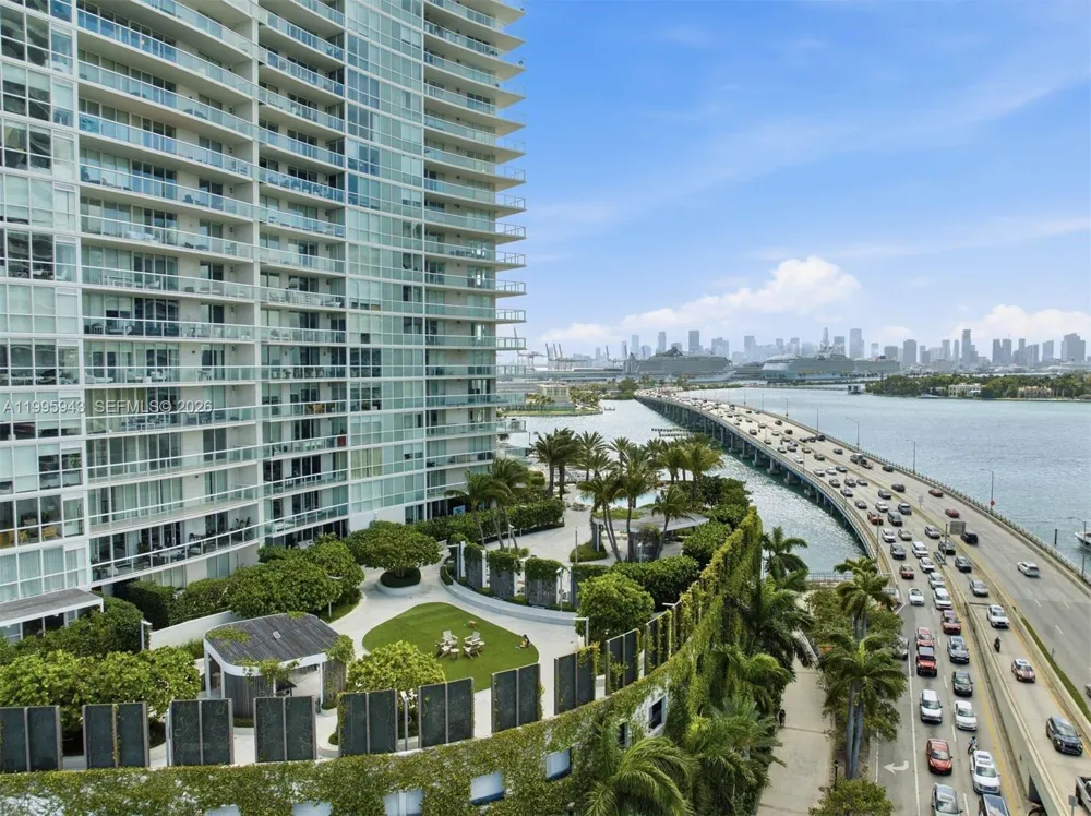 450 Alton Rd #910 Miami Beach, FL 33139