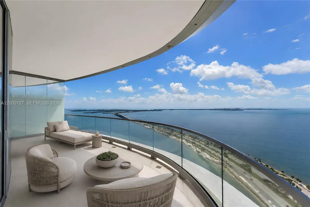 175 SE 25th Road #3602 Miami, FL 33129