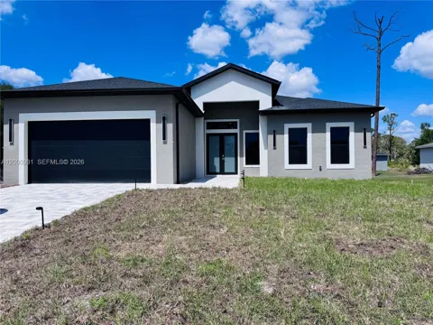 700 Biscayne Dr