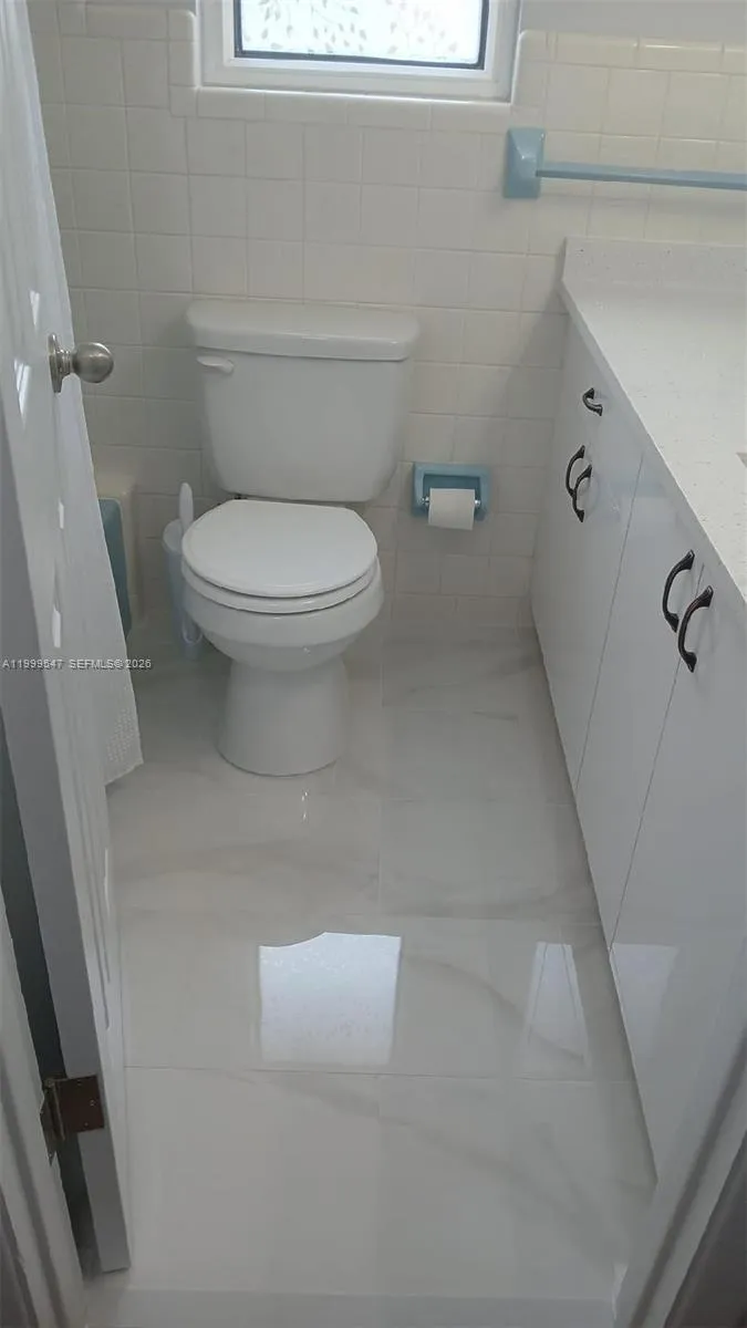 2211 NEW JERSEY RD Lakeland, FL 33803