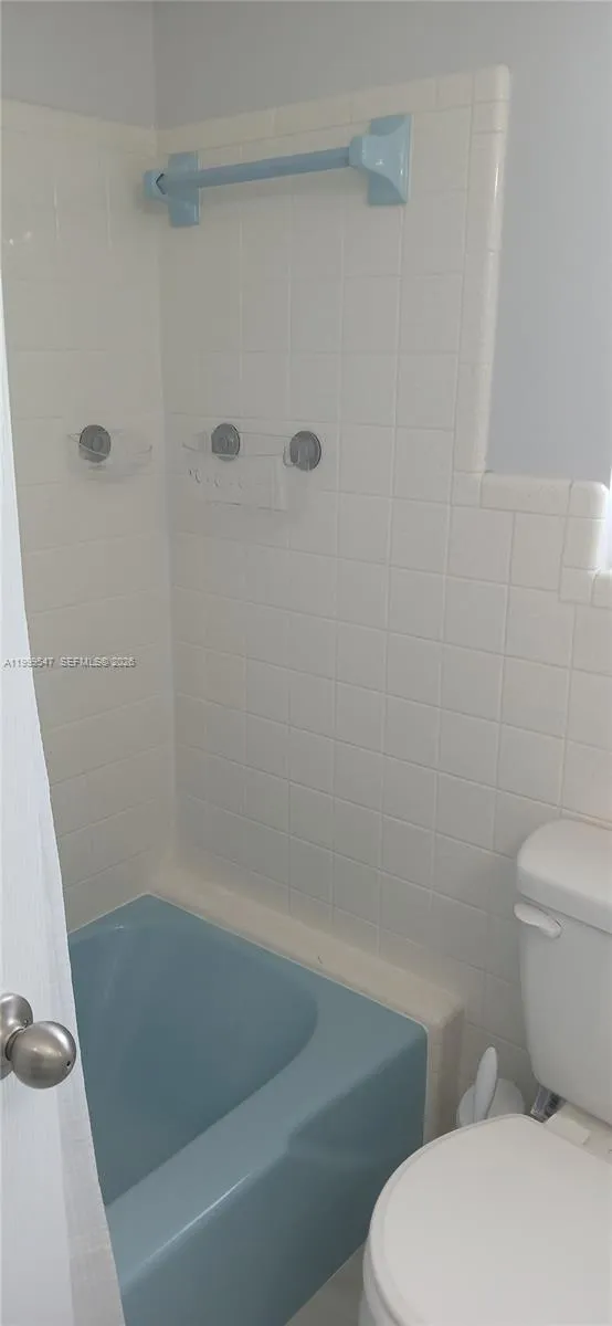 2211 NEW JERSEY RD Lakeland, FL 33803