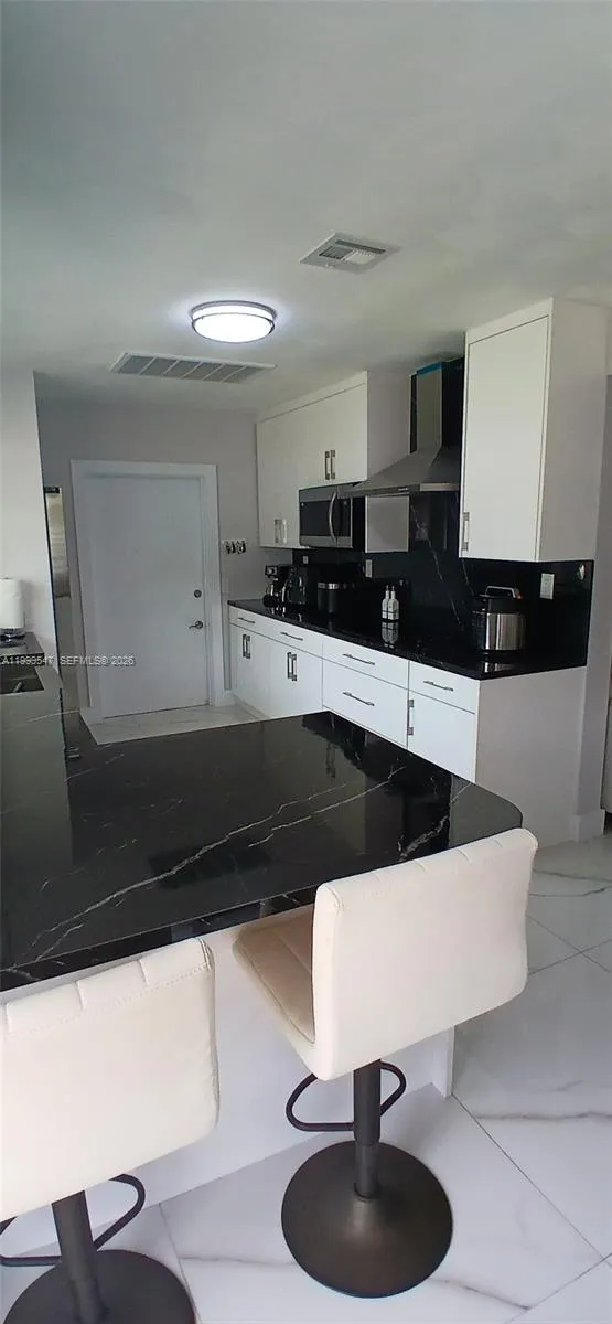 2211 NEW JERSEY RD Lakeland, FL 33803