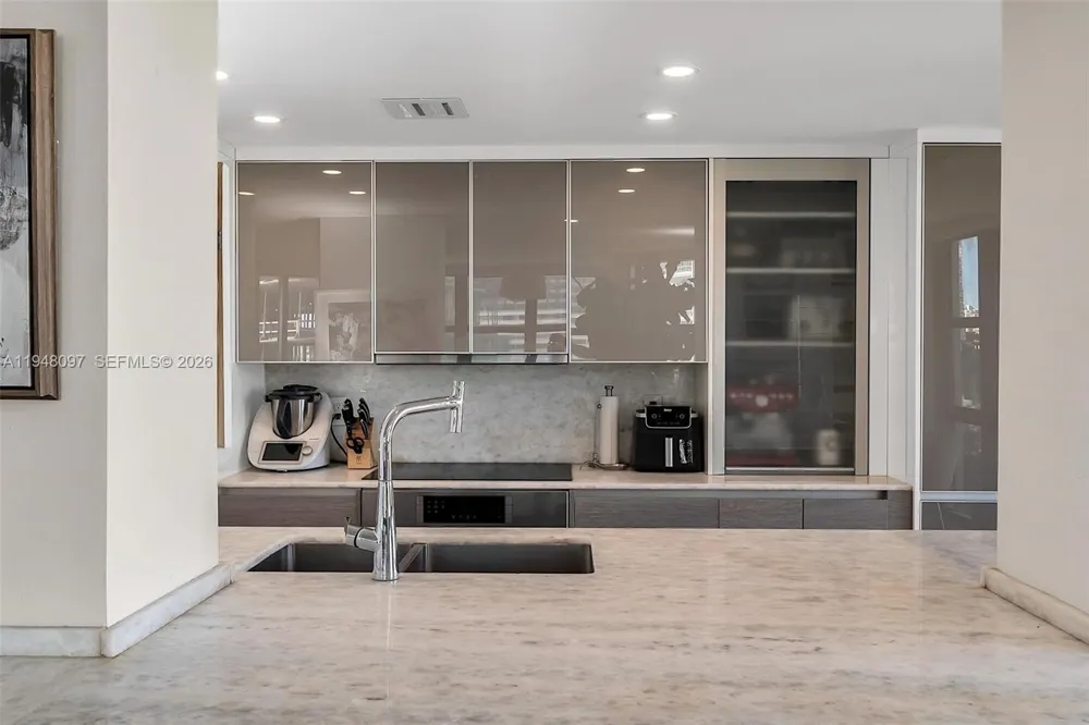 1865 BRICKELL AVENUE #A1501 Miami, FL 33129