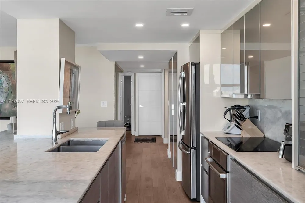 1865 BRICKELL AVENUE #A1501 Miami, FL 33129