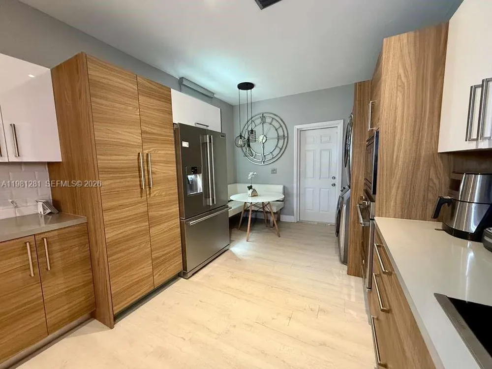 3813 Tree Top Dr Weston, FL 33332