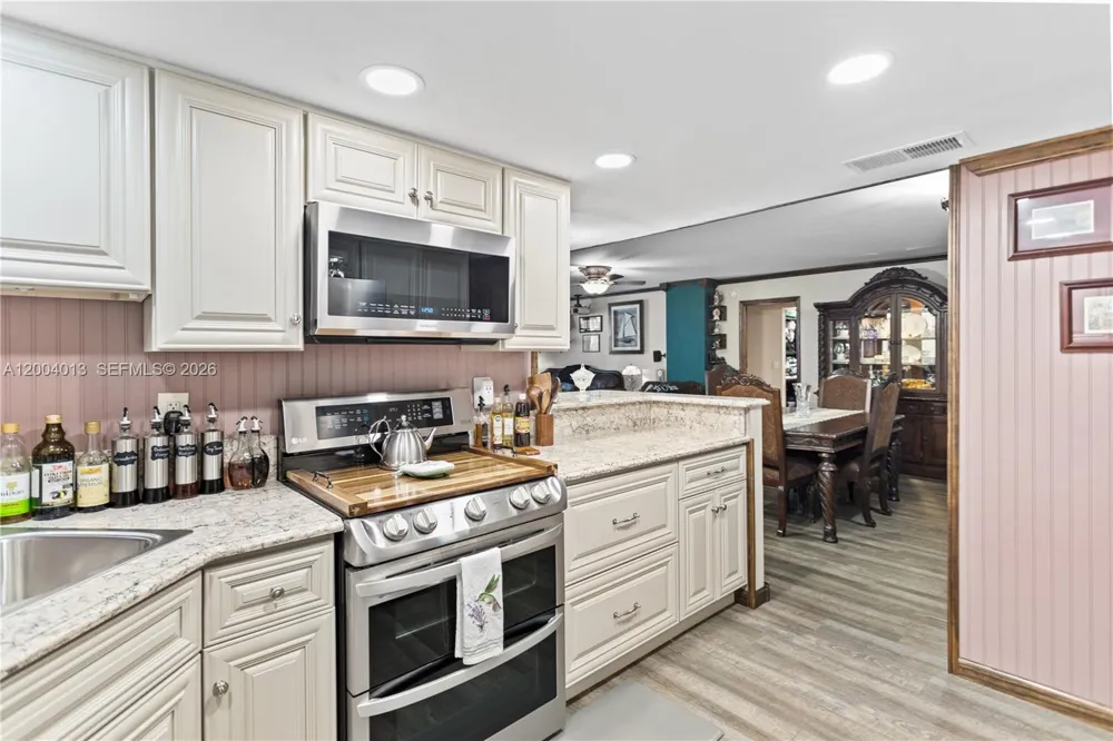 1500 S Ocean Dr #2G Hollywood, FL 33019