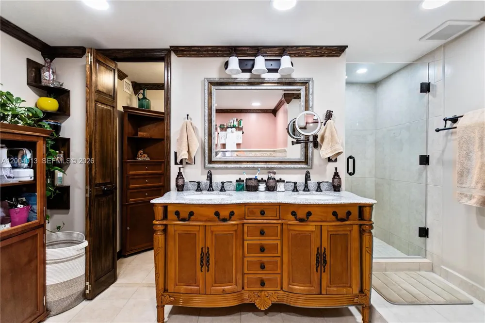 1500 S Ocean Dr #2G Hollywood, FL 33019