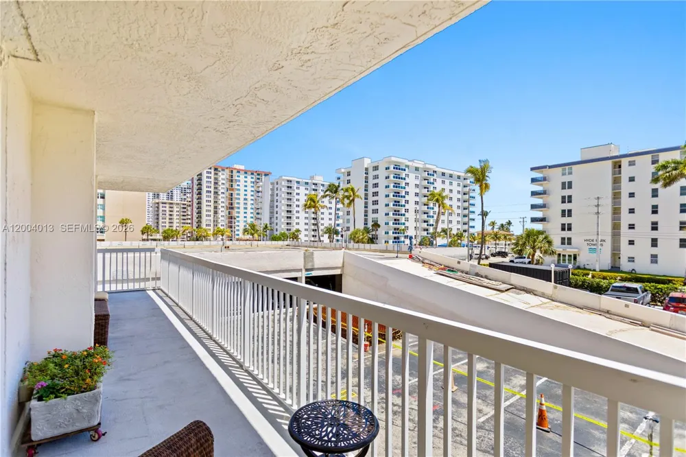 1500 S Ocean Dr #2G Hollywood, FL 33019