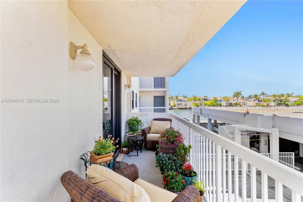 1500 S Ocean Dr #2G Hollywood, FL 33019