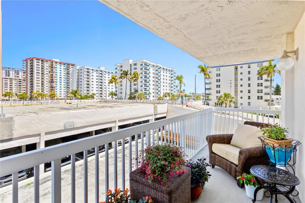 1500 S Ocean Dr #2G Hollywood, FL 33019