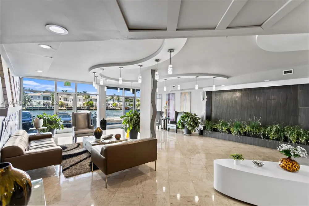 1500 S Ocean Dr #2G Hollywood, FL 33019