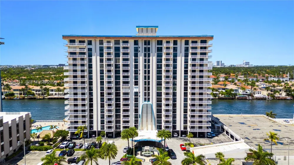 1500 S Ocean Dr #2G Hollywood, FL 33019