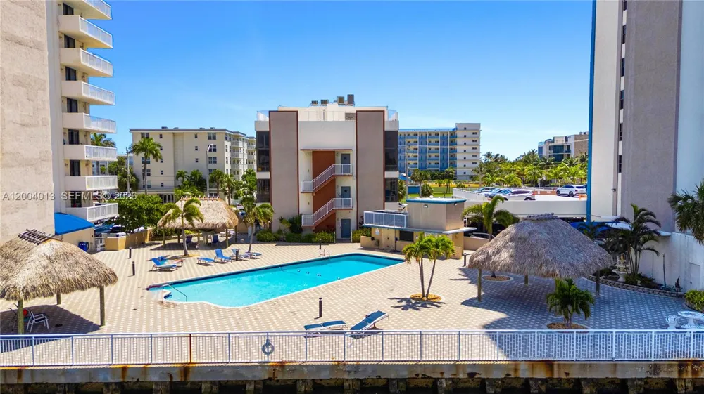 1500 S Ocean Dr #2G Hollywood, FL 33019
