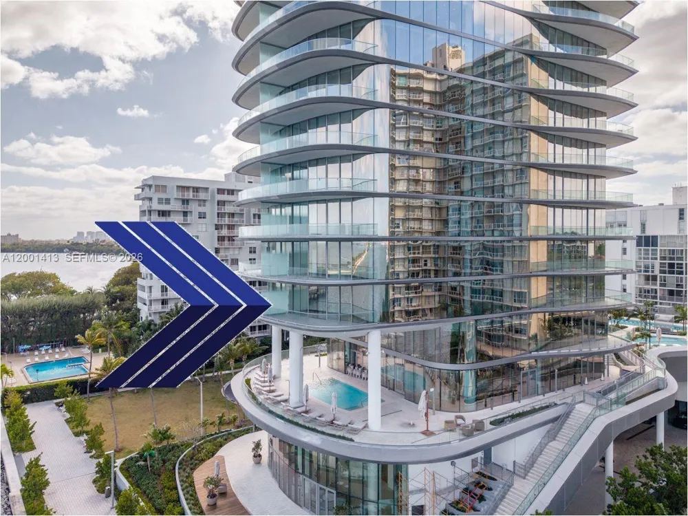 175 SE 25 Rd #501 Miami, FL 33129