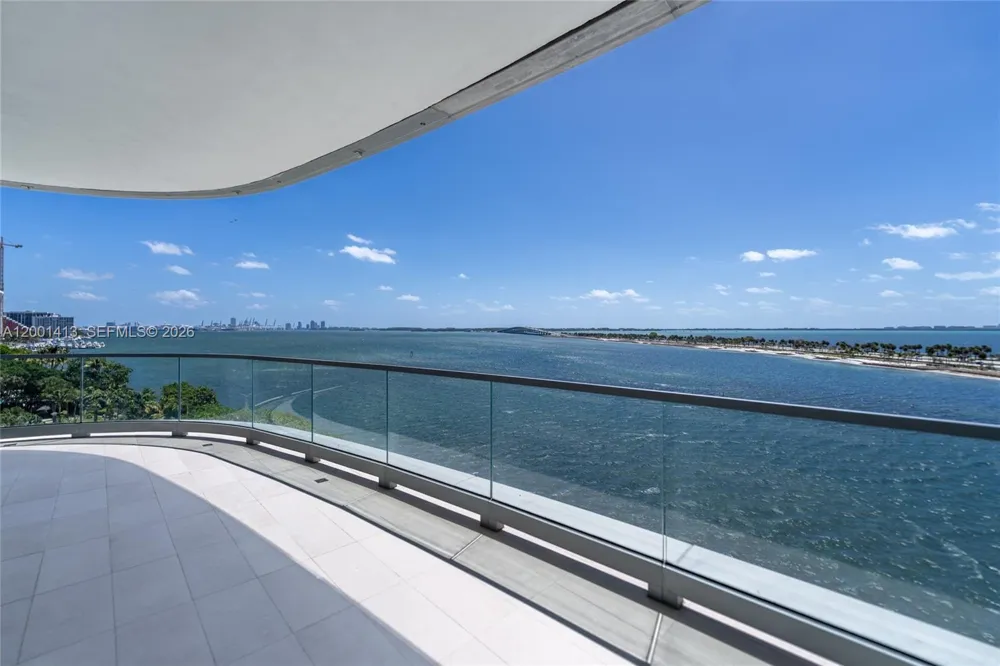 175 SE 25 Rd #501 Miami, FL 33129