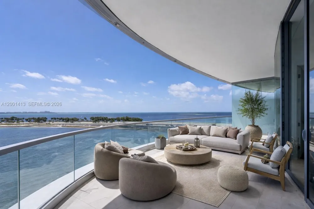 175 SE 25 Rd #501 Miami, FL 33129