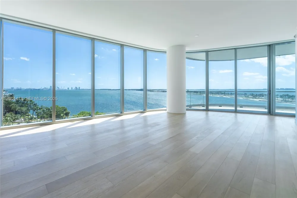 175 SE 25 Rd #501 Miami, FL 33129