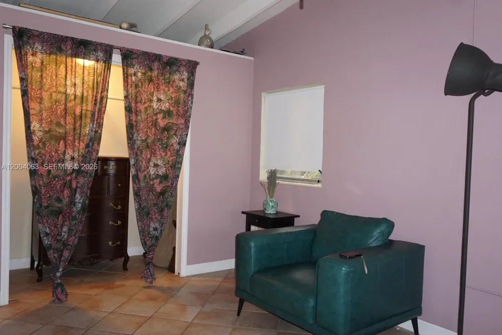 229 2nd Rd Key Largo, FL 33037
