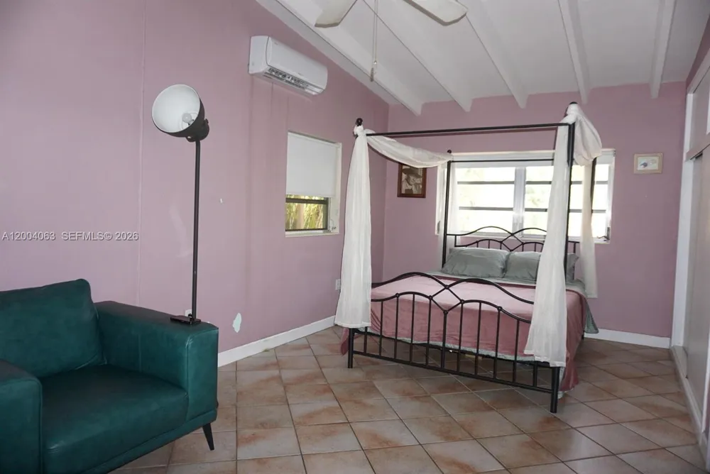 229 2nd Rd Key Largo, FL 33037